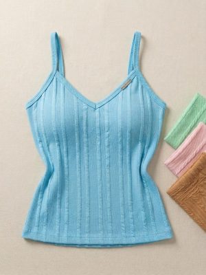 Regata/blusa canelada de alcinhas com bojo